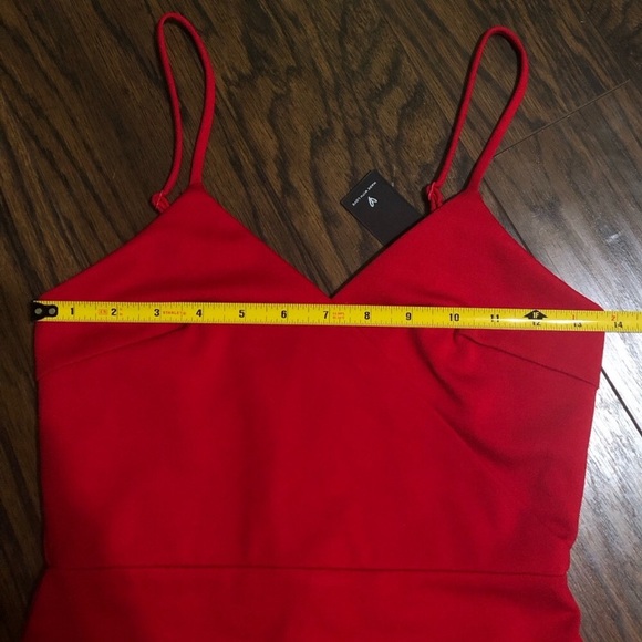 NWT Lulus xs spaghetti strap v neck dress - Picture 5 of 8